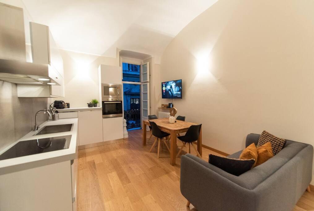 Grand Palace Apartment -Centro Storico ตูริน ภายนอก รูปภาพ