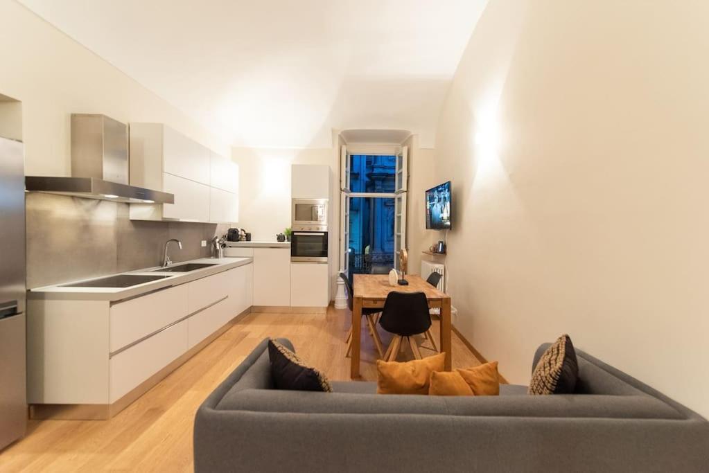 Grand Palace Apartment -Centro Storico ตูริน ภายนอก รูปภาพ